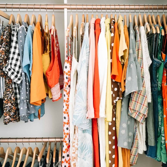 12 PCS CLOTHING MYSTERY BOX ⭐️⭐️⭐️⭐️💫 - Picture 3 of 6